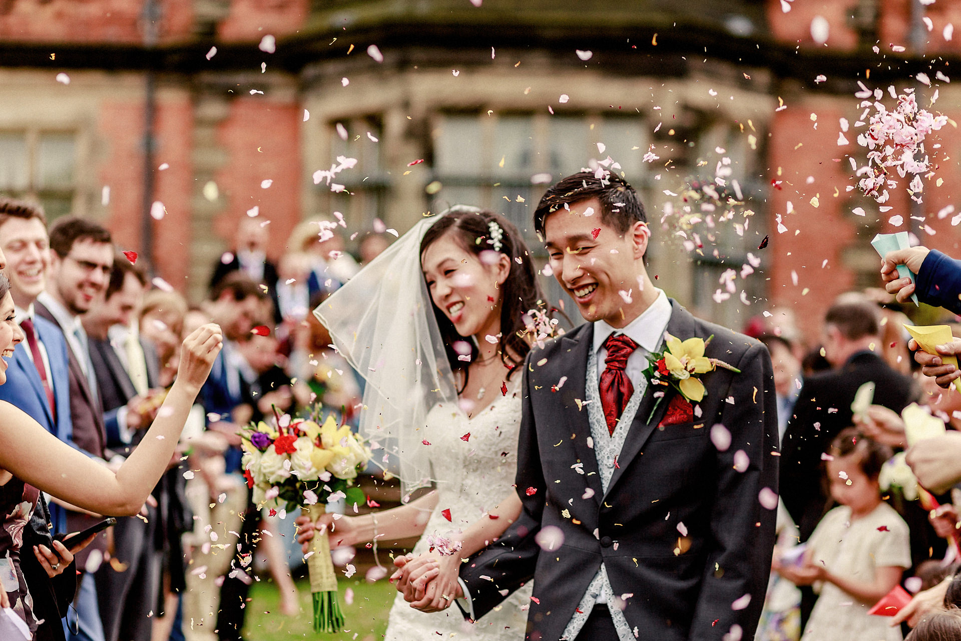 more confetti throwing